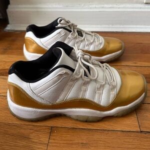 Air Jordan 11 Retro Low 'Closing Ceremony' Sneakers